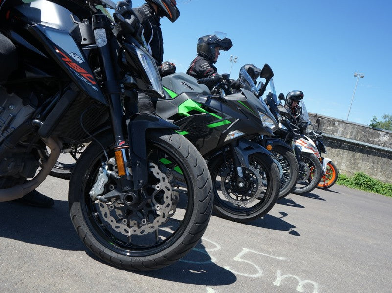 RIDERS ACADEMY